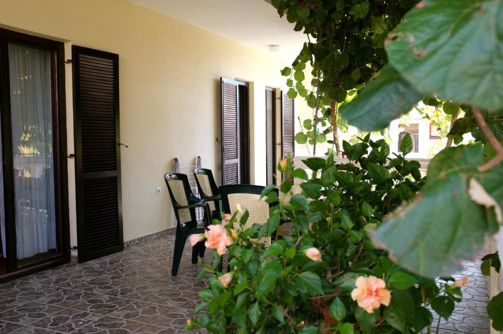 Apartments Ratkovic ติวัต ภายนอก รูปภาพ