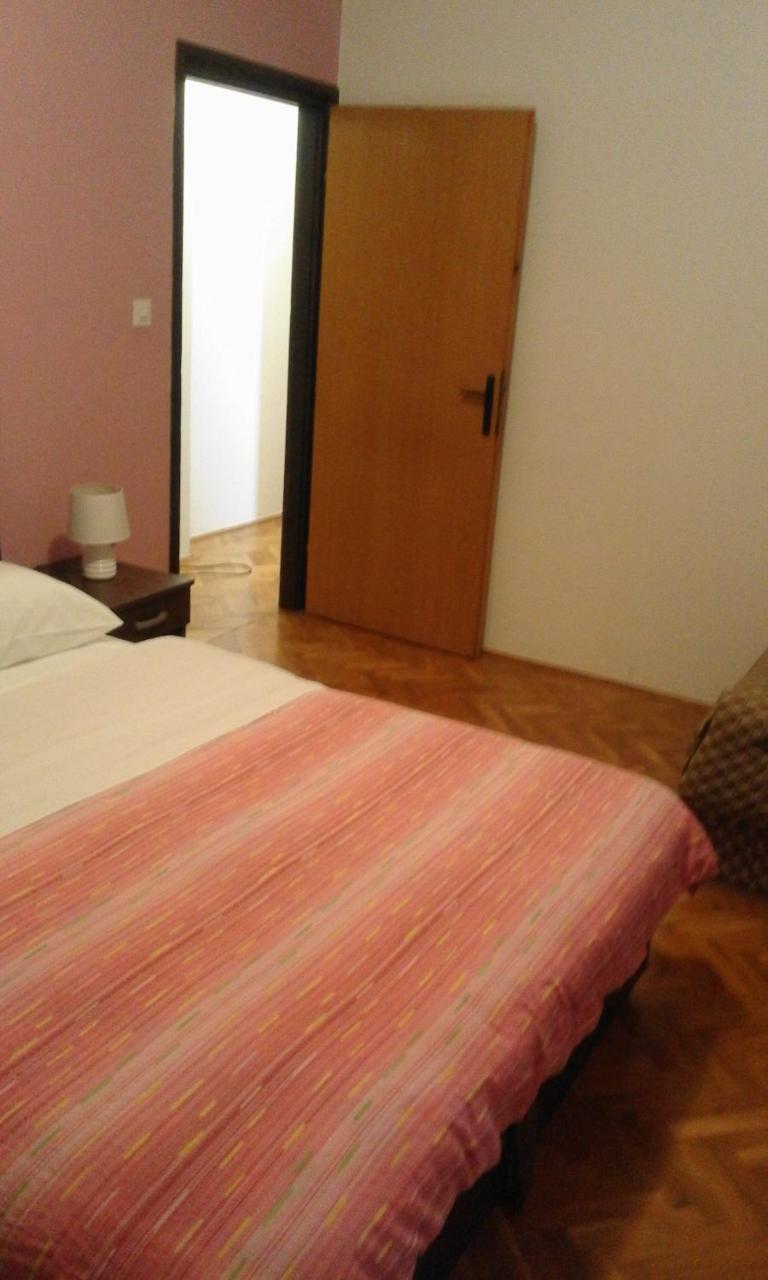 Apartments Ratkovic ติวัต ภายนอก รูปภาพ