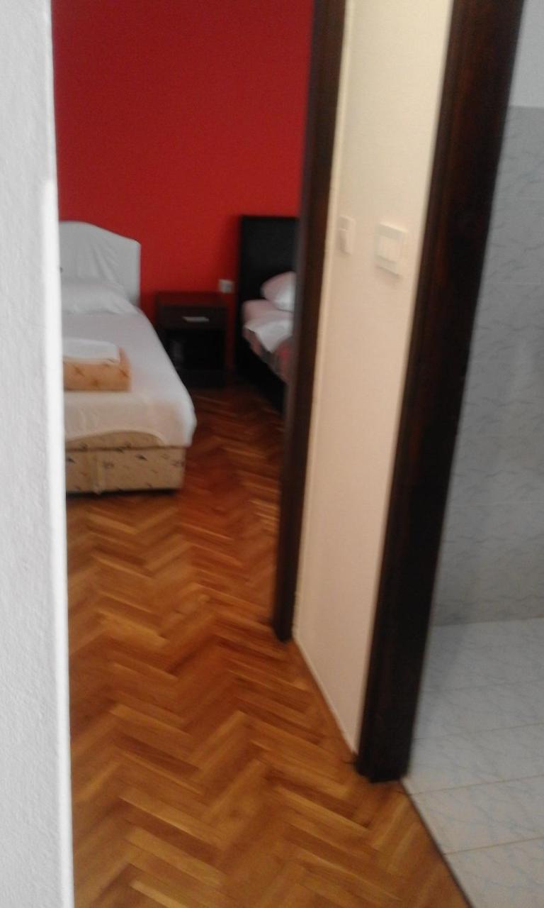Apartments Ratkovic ติวัต ภายนอก รูปภาพ