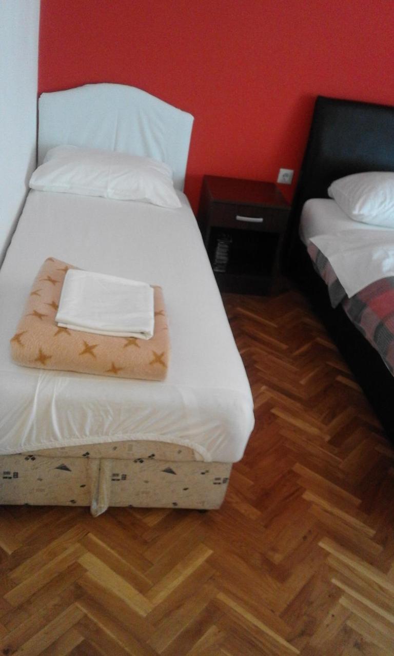 Apartments Ratkovic ติวัต ภายนอก รูปภาพ
